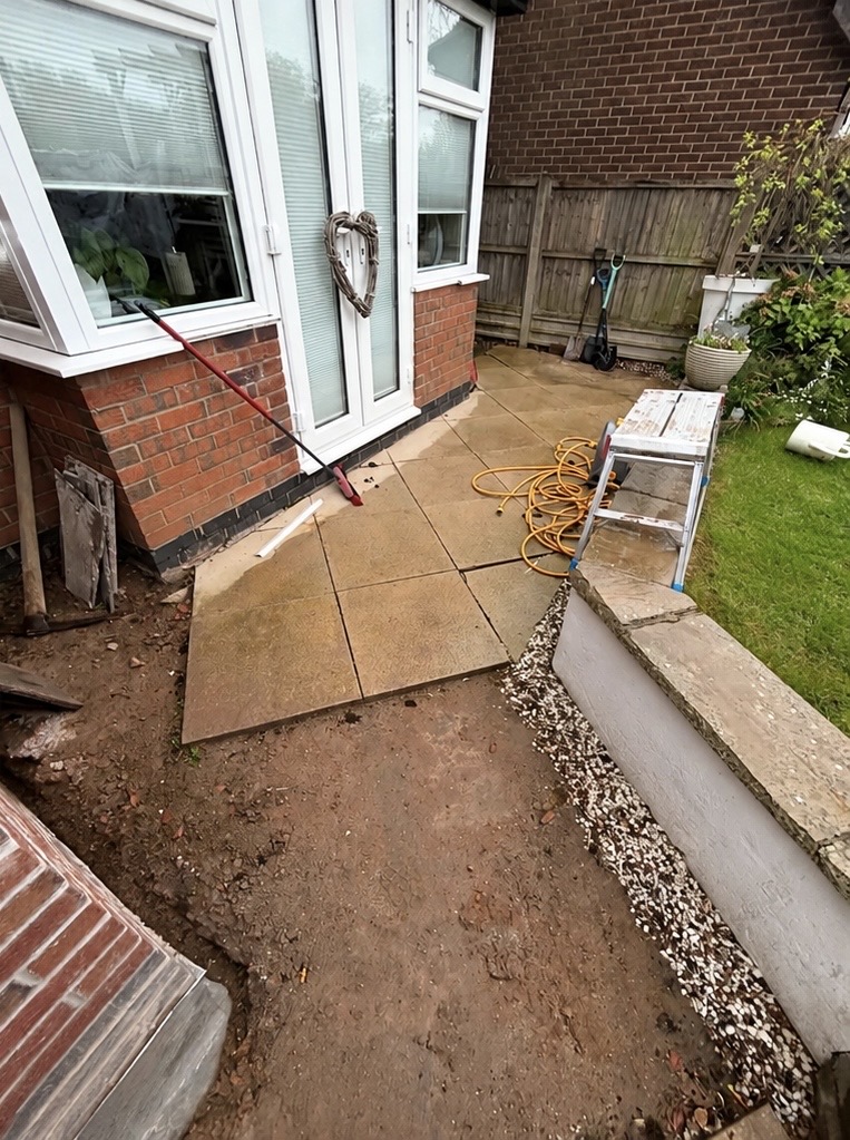 Porcelain Patio & Retaining Wall before work started